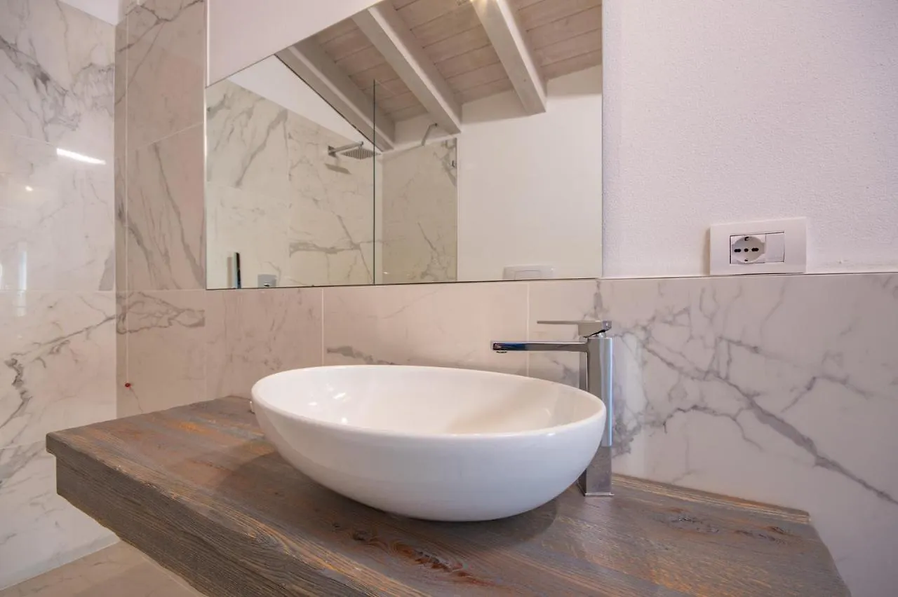 Ca Bianca Sopra Apartment Toscolano Maderno 0*,  Italy